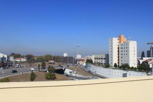 Flamingo Rose Residence II Порту Екстер'єр фото